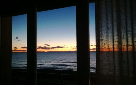 Appartamento - Le Finestre: Ciel, Horizon, L'Eau, Lever Du Soleil, Le Coucher Du Soleil, Mer, Matin, Afterglow, Océan, Nuage