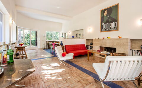 Marina Dei Ronchi Prestige: Propriété, Pièce, Meubles, Salon, Bâtiment, Sol, Design Intérieur, Parquet, Immobilier, Maison